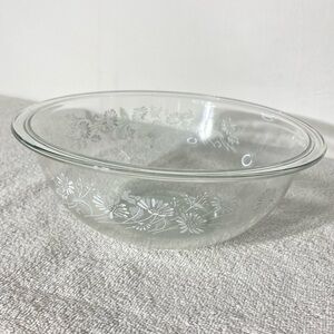 Vintage PYREX Clear Glass Colonial Mist Mixing Bowl 2.5L